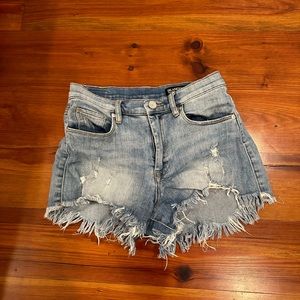 BlankNYC Lenox shorts size 26